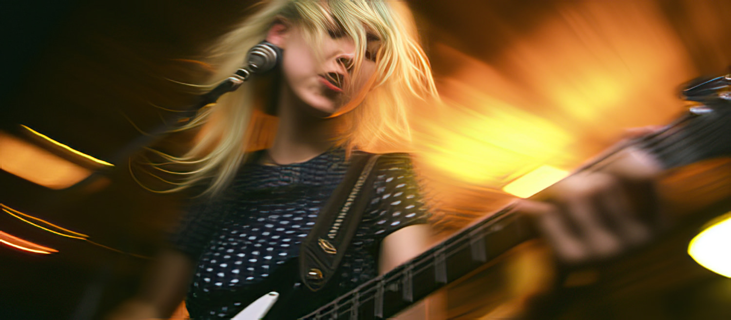 Grunge/Punk Band + DJ Performance